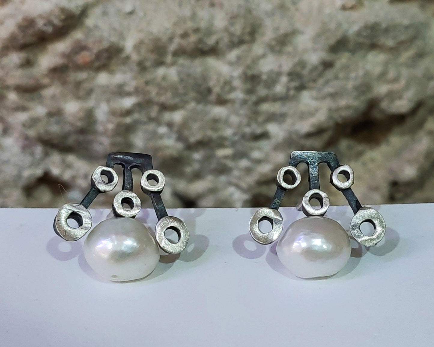 Pendientes círculos con perla - Amparo Valencia Joyas
